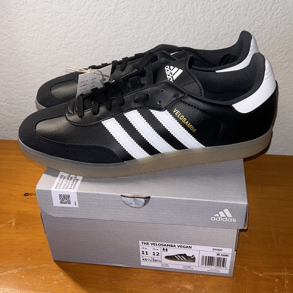 Adidas Velosamba Vegan cycling shoes GY5597, men’s US11 new in the box - Picture 2 of 9